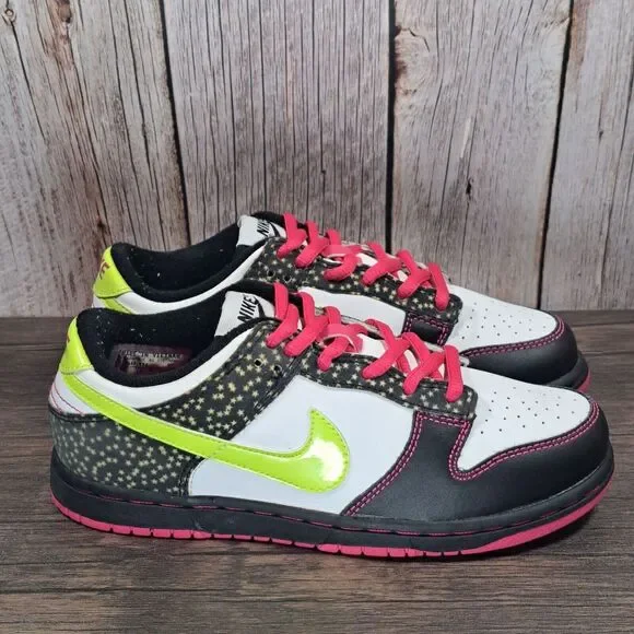 Nike SB Dunk Low 311543-174 Pink Volt Star Safari GS 2009 Youth Kids Size 2y